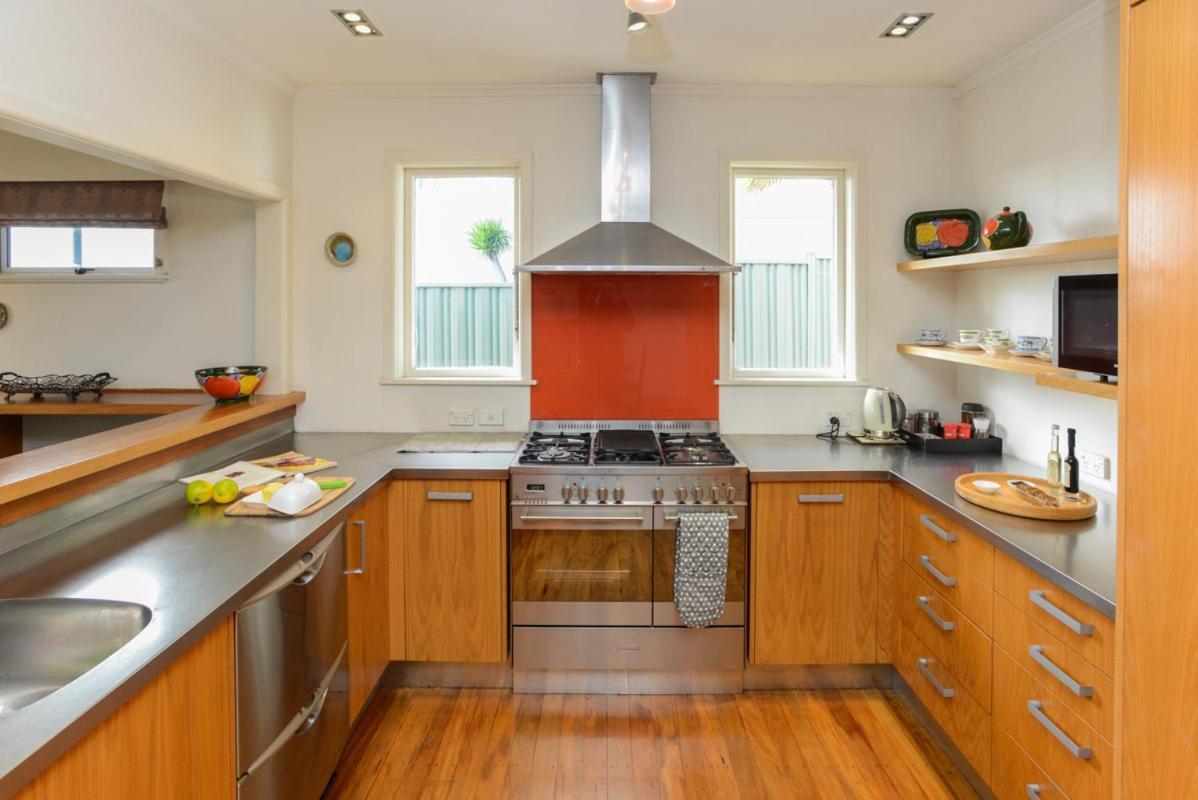 Breakwater Cottage - Napier Holiday Home Exterior foto