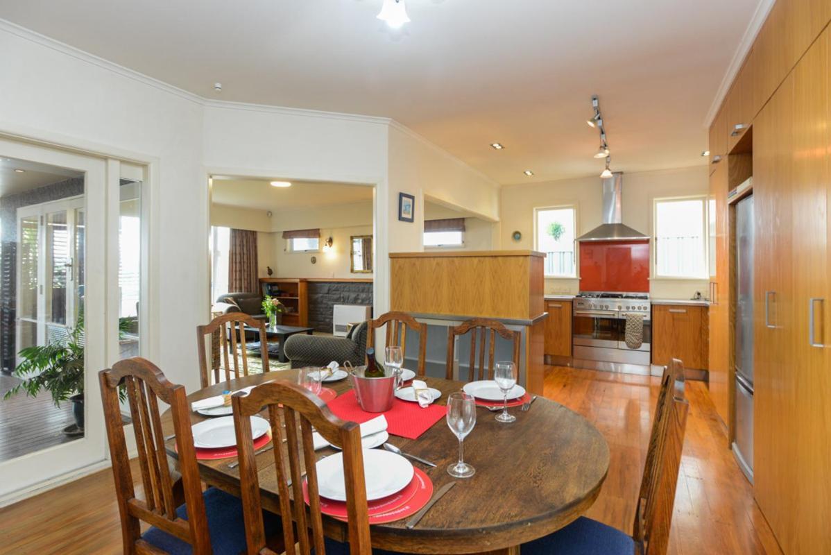 Breakwater Cottage - Napier Holiday Home Exterior foto